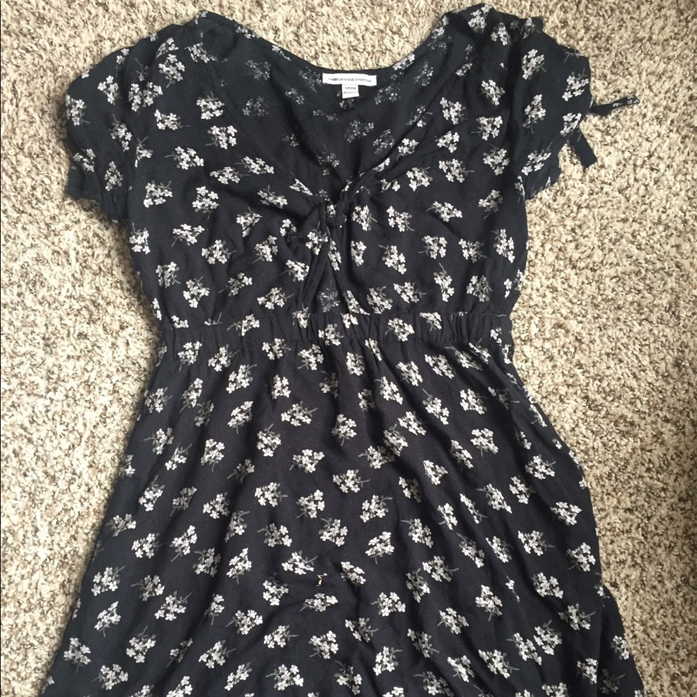 AE floral keyhole dress